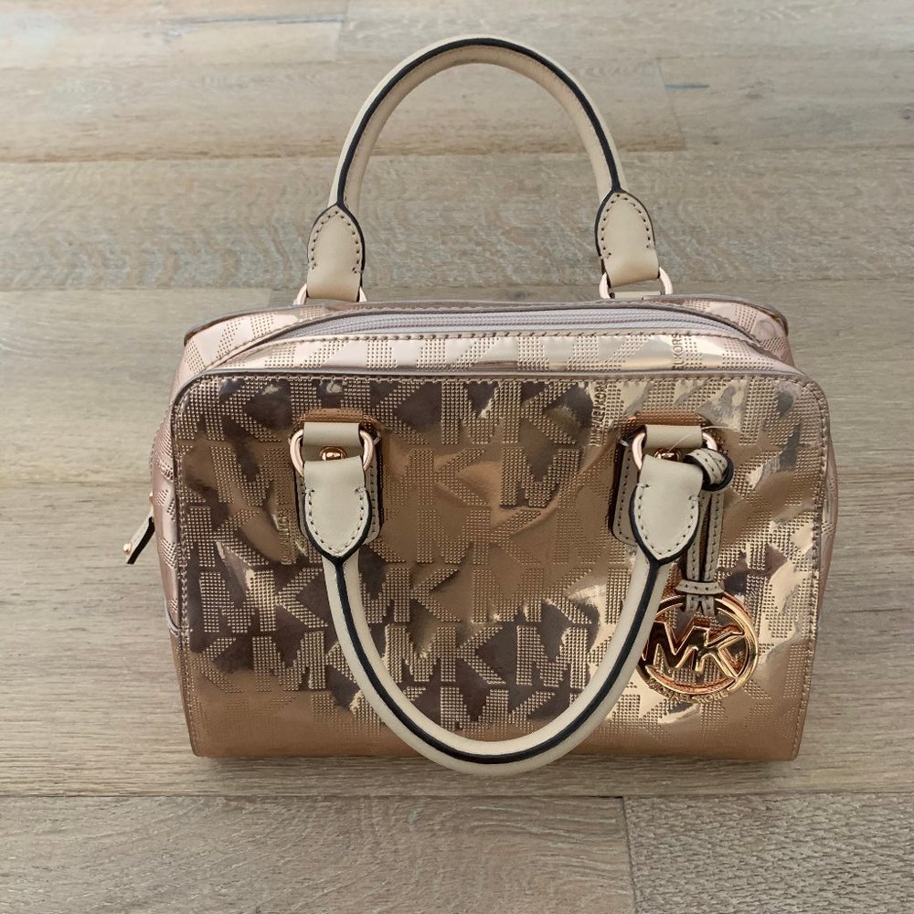 NWT Michael Kors Metallic Rose Gold Purse